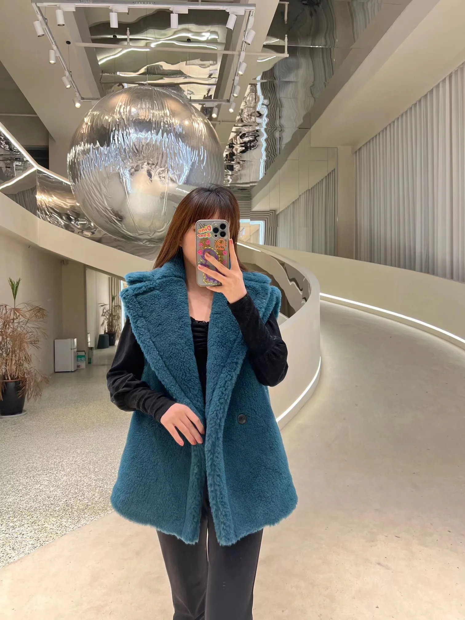 Teddy Bear Coat Camel Sleeveless Coat Winter Women Warm Jacket Sand Brown Alpaca Coat Women Loose Fashion Casual Commute 2022New