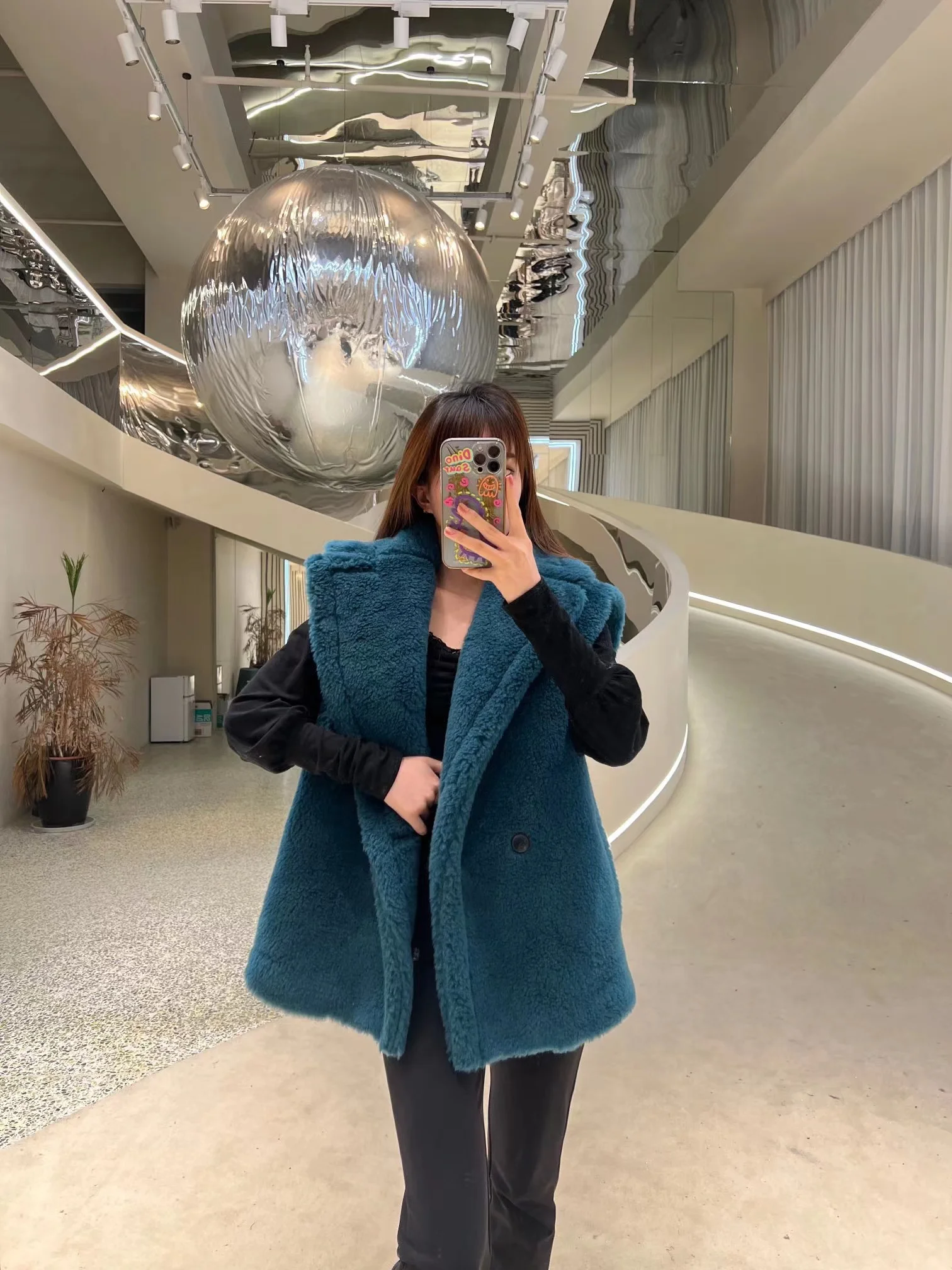 Teddy Bear Coat Camel Sleeveless Coat Winter Women Warm Jacket Sand Brown Alpaca Coat Women Loose Fashion Casual Commute 2022New