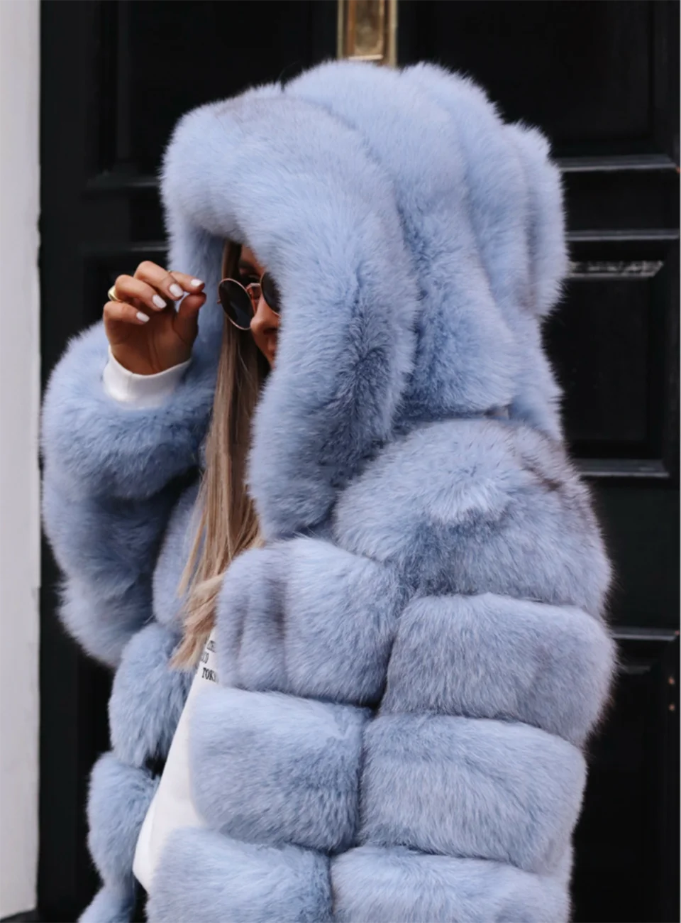 Luxury Real Fox Fur Coat Women Winter Thick Warm Hooded Fox FurJacket Short Bubble Real Fur Coats Outerwear Genuine Fur