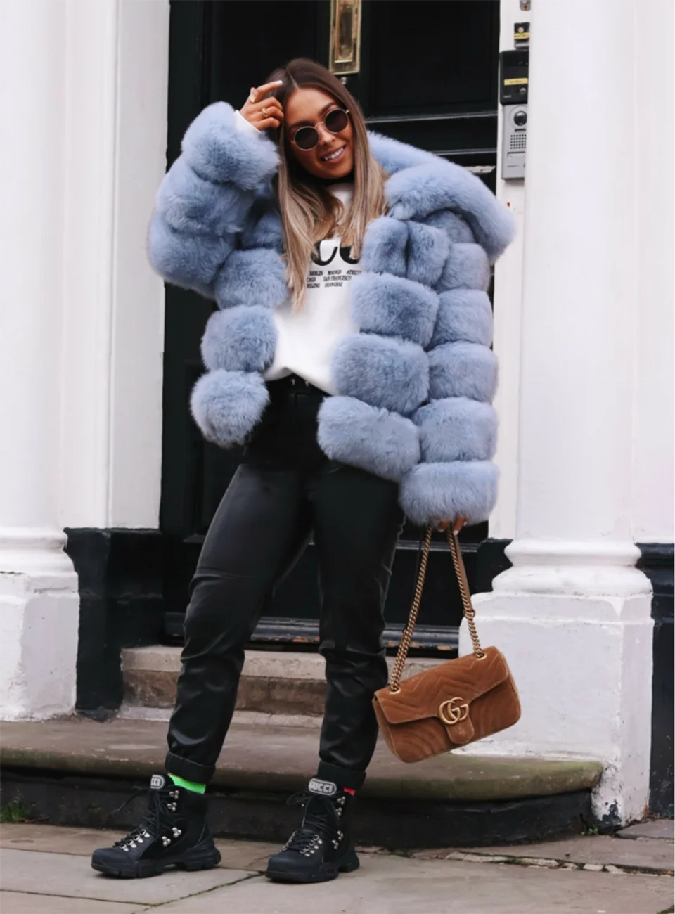 Luxury Real Fox Fur Coat Women Winter Thick Warm Hooded Fox FurJacket Short Bubble Real Fur Coats Outerwear Genuine Fur