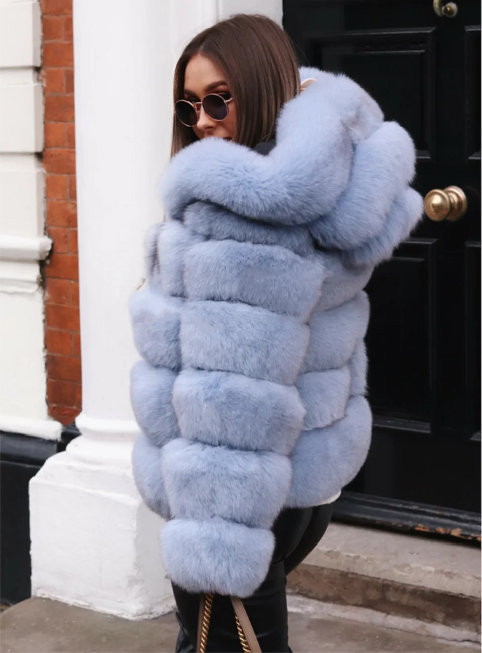 Luxury Real Fox Fur Coat Women Winter Thick Warm Hooded Fox FurJacket Short Bubble Real Fur Coats Outerwear Genuine Fur