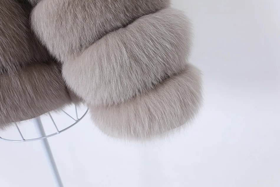 2025 MAOMAOKONG Natural Real Fox Fur Coat Women's Jackets Winter Furry Vest Luxury Beige Khaki Short Leather Female Clothing