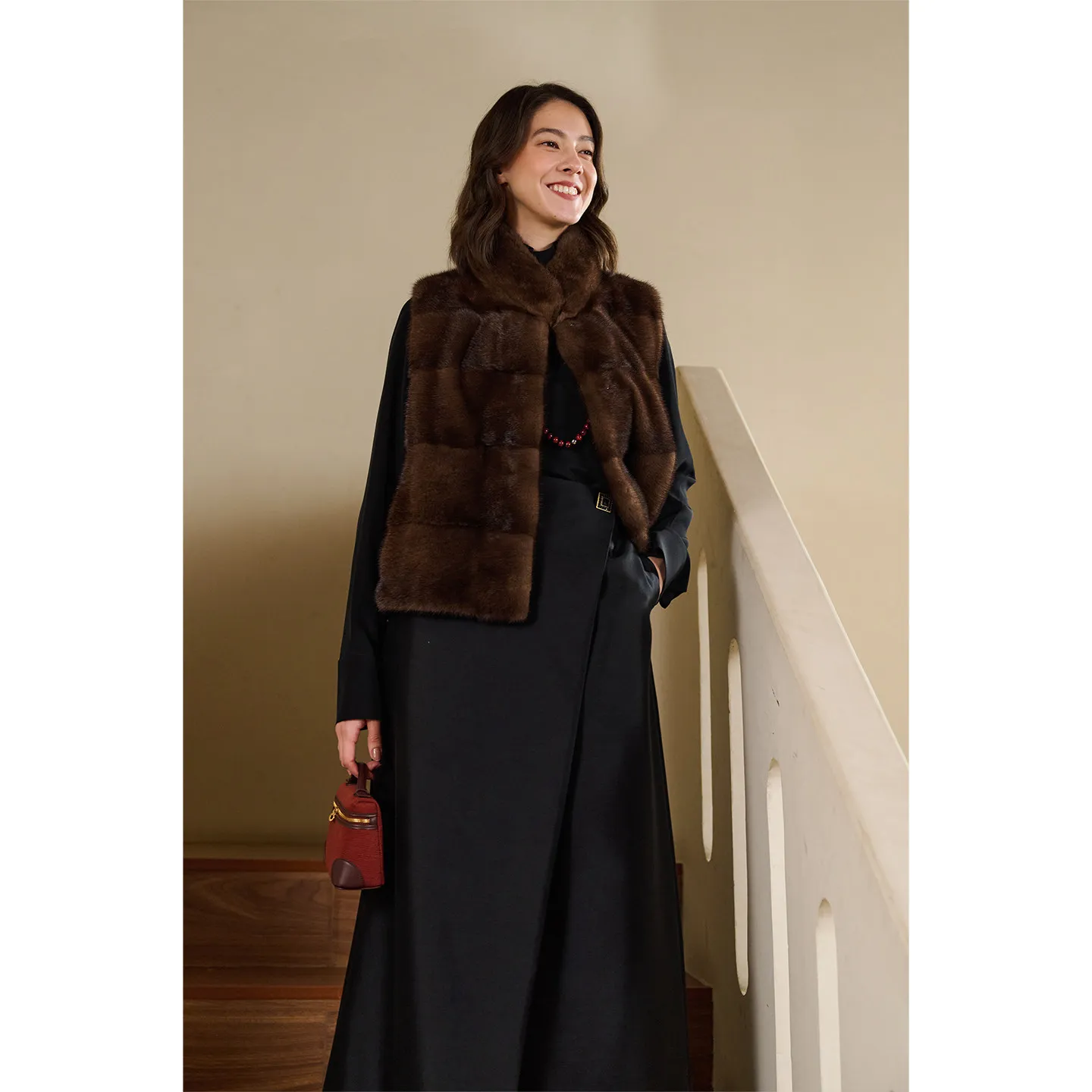 HDHOHR 2026 New Luxury Real Mink Fur Vast Full Pelt Fur Coats Fashion Natural Mink Fur Jackets Winter Female Fur Warm Vast