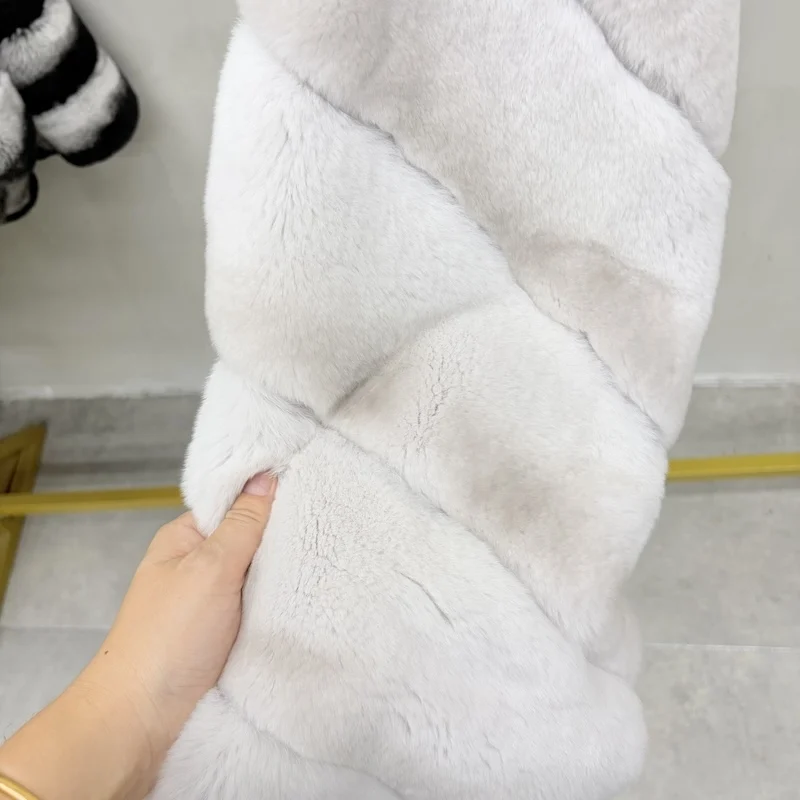 Women Natural Real Rex Rabbit Fur Coat Faux Chinchilla Pattern V‑Neck Short Jacket Natural Fur Coat Winter Warm Luxury Outerwear