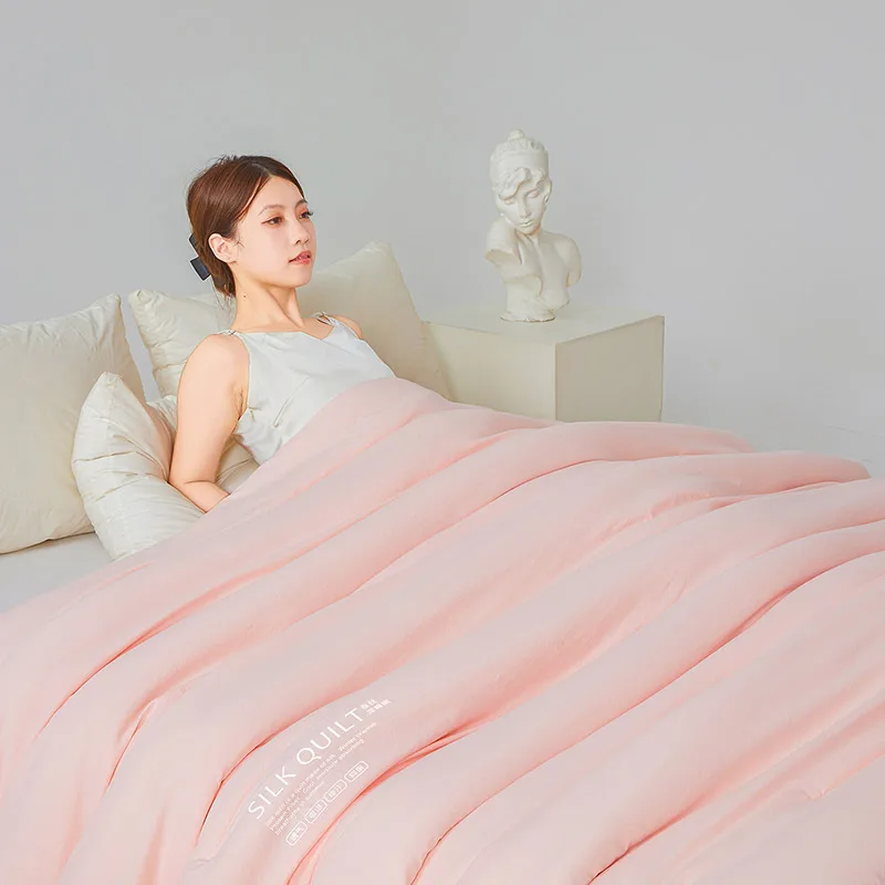 Natural Silk Quilt 100% Mulberry Silk Luxury Soft Quilts for All Season Temperature Control Comforter Reversible Bed Blanket