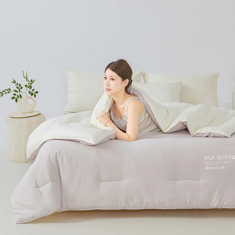 Natural Silk Quilt 100% Mulberry Silk Luxury Soft Quilts for All Season Temperature Control Comforter Reversible Bed Blanket