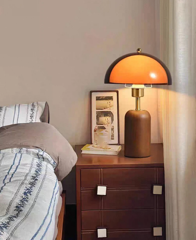 Japanese Metal Acrylic Wooden Luxury LED Decoration Table Lamp Desk Light For Living Room Bedroom Study Lighting Fixtures