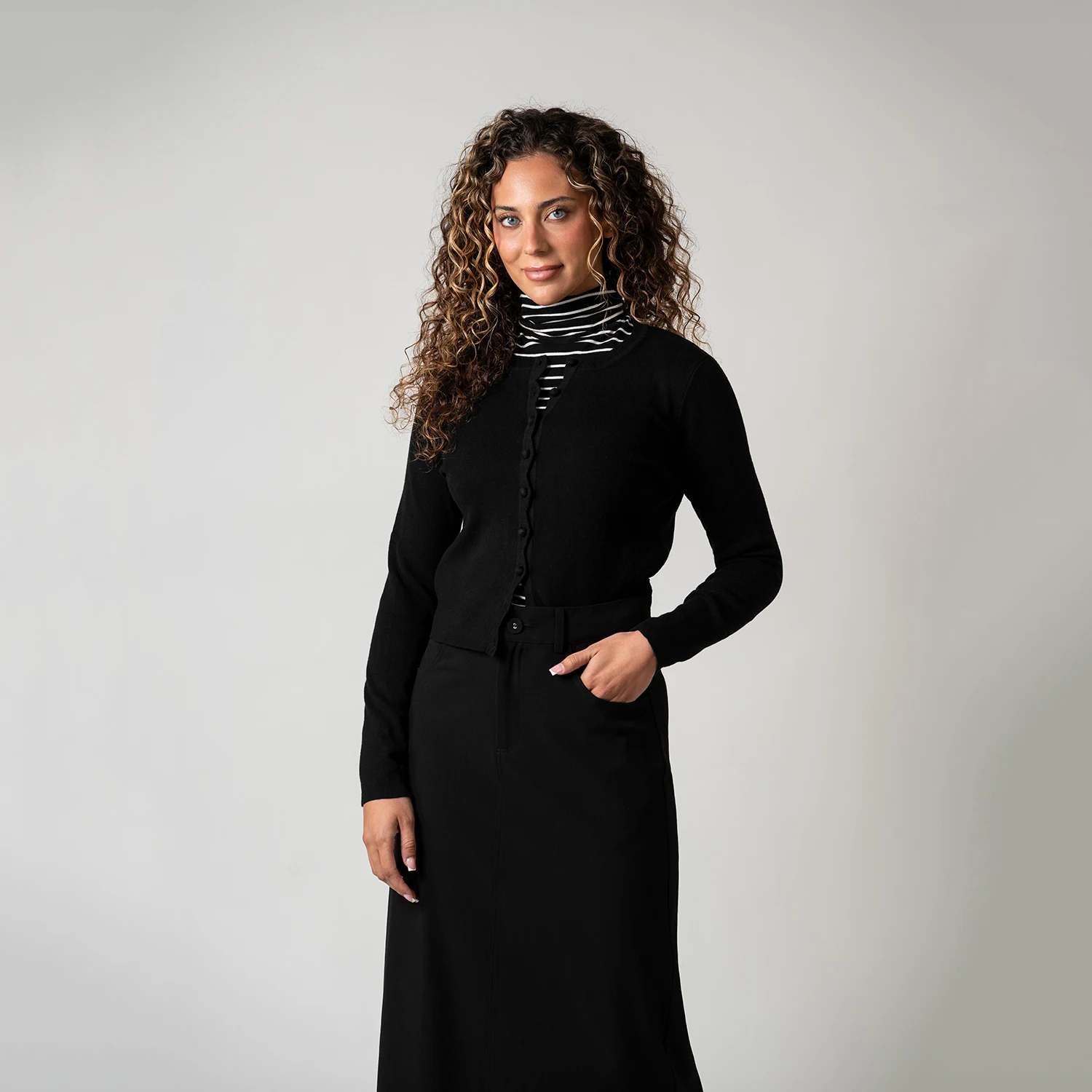 AP AW26 Women Wavy Edge Cardigan Elegant Style Single Breasted