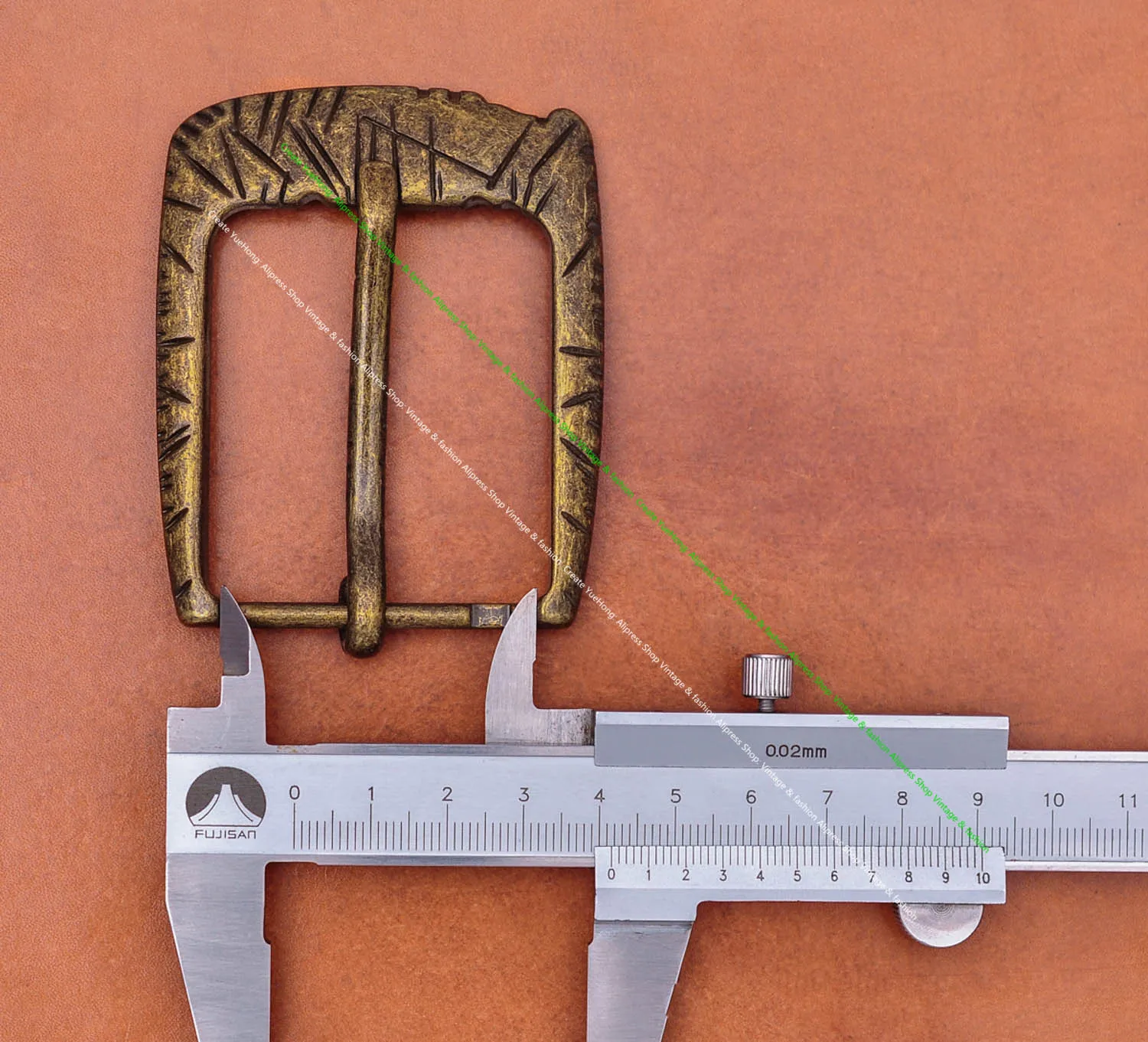 Vintage Brass Plated Wide Quality Men's Engraved Metal Leathercraft Single Prong Pin Belt Buckle Replacement Fit 40mm