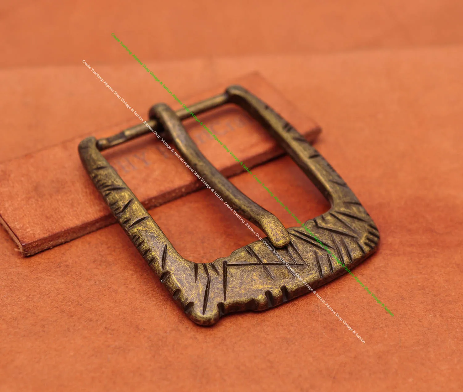 Vintage Brass Plated Wide Quality Men's Engraved Metal Leathercraft Single Prong Pin Belt Buckle Replacement Fit 40mm