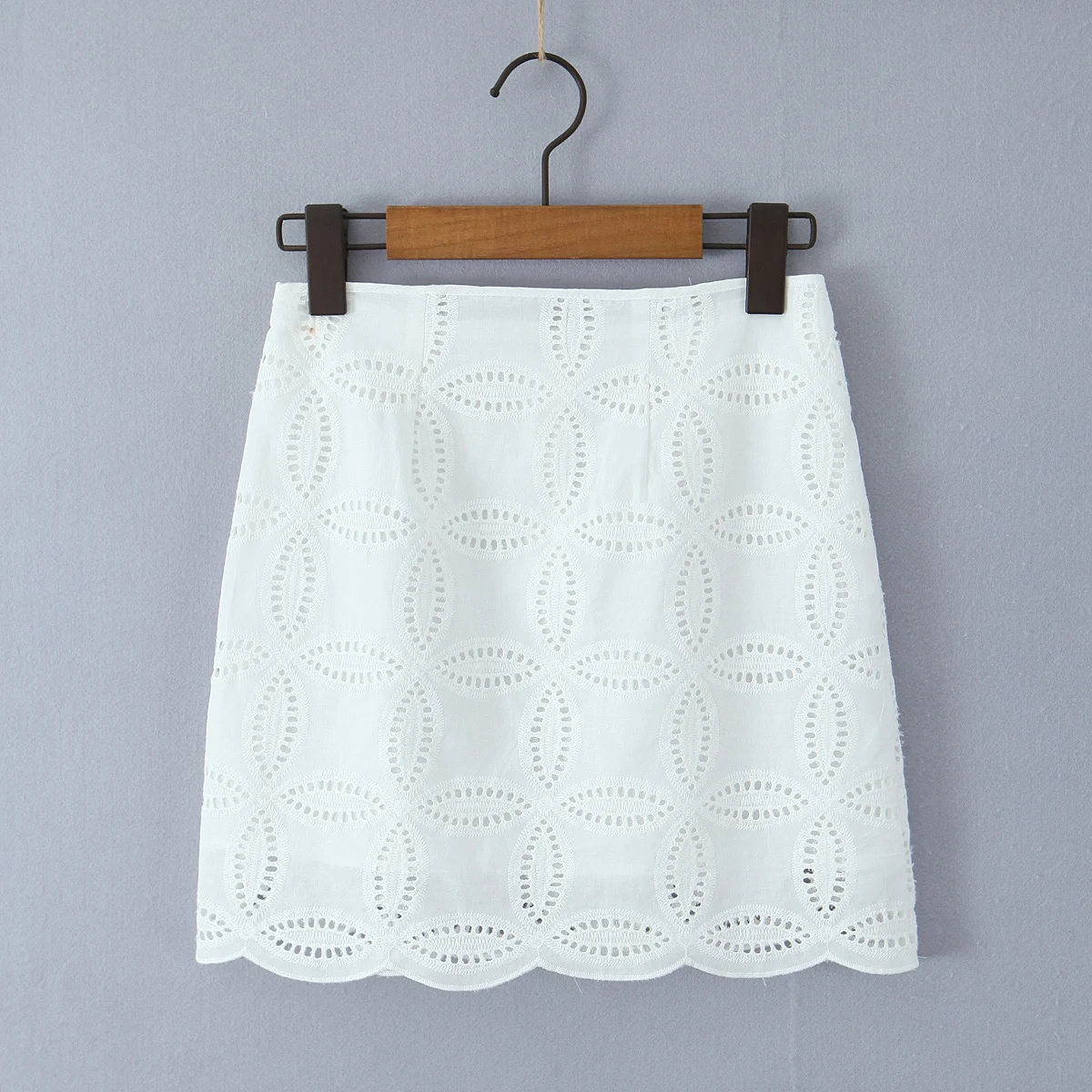 2 Pieces 1 Set 2025 Sexy Women White Embroidery Hole Loose Short Sleeve Shirt Back Zipper High Waist Package Hips Mini Skirts