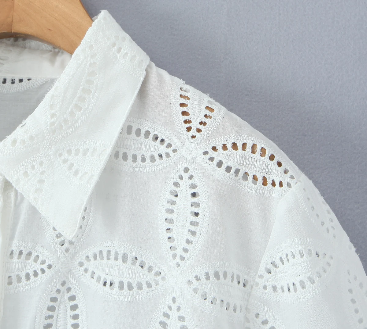 2 Pieces 1 Set 2025 Sexy Women White Embroidery Hole Loose Short Sleeve Shirt Back Zipper High Waist Package Hips Mini Skirts