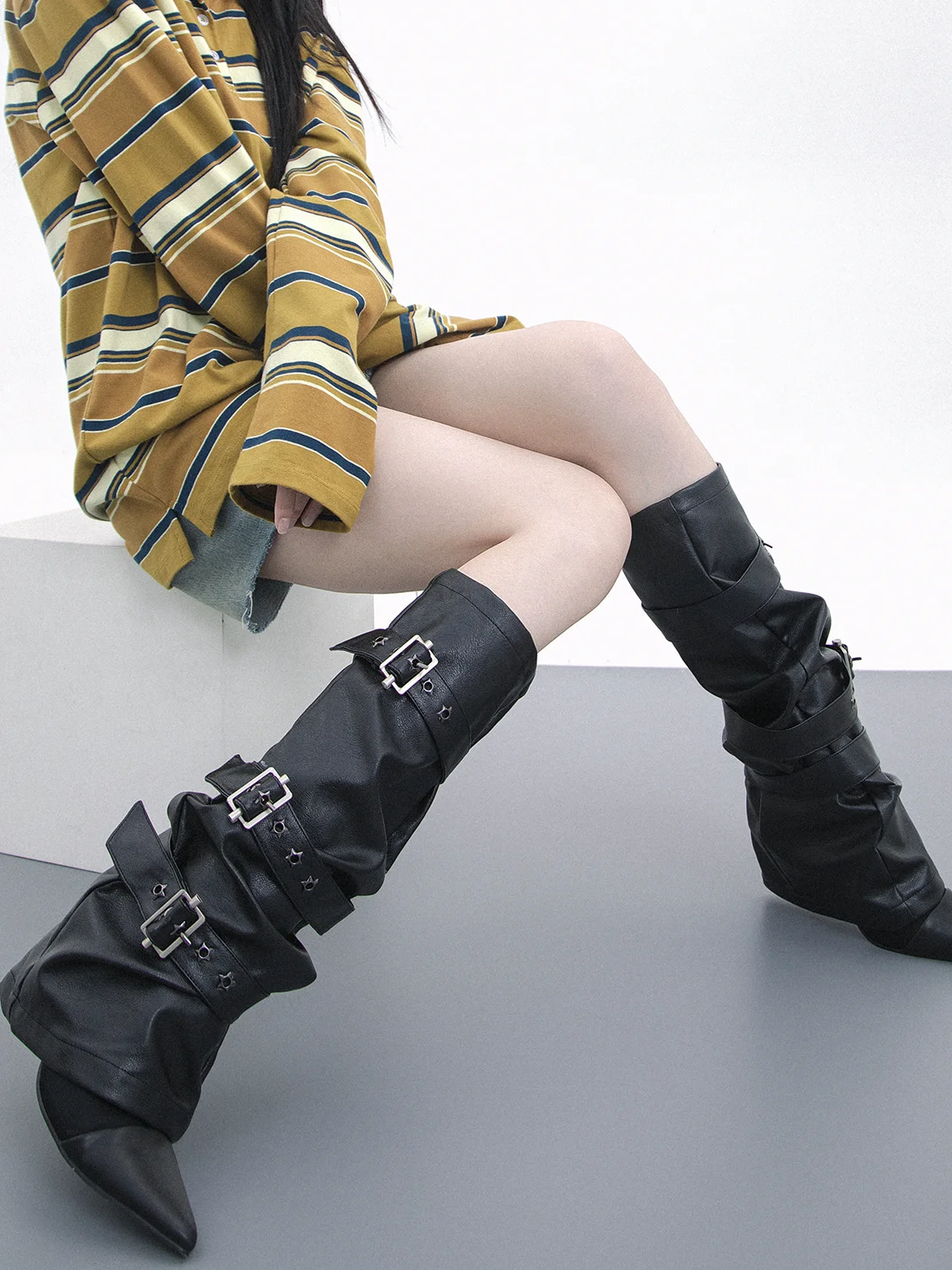 Adjustable Five-pointed Star Rivet Pin Buckle Strap PU Leather Leg Warmers Woman Gothic Punk Leather Leg Sleeve Covers