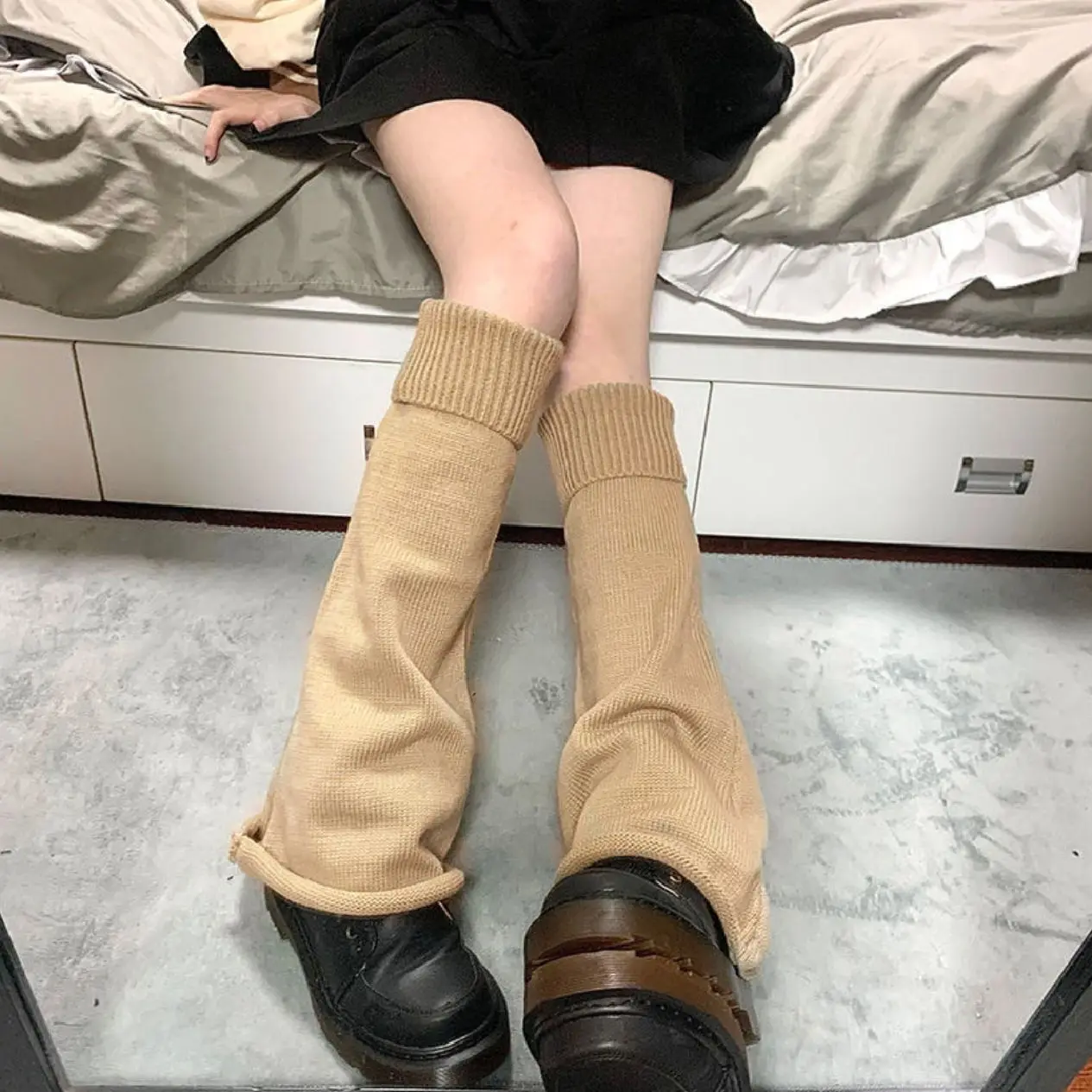 Knitted Mid Tube Spicy Girl Wide Leg Warm Loose Horn Versatile JK Foot Cover Thickened Women Solid Color Y2k Pile Sock Cover