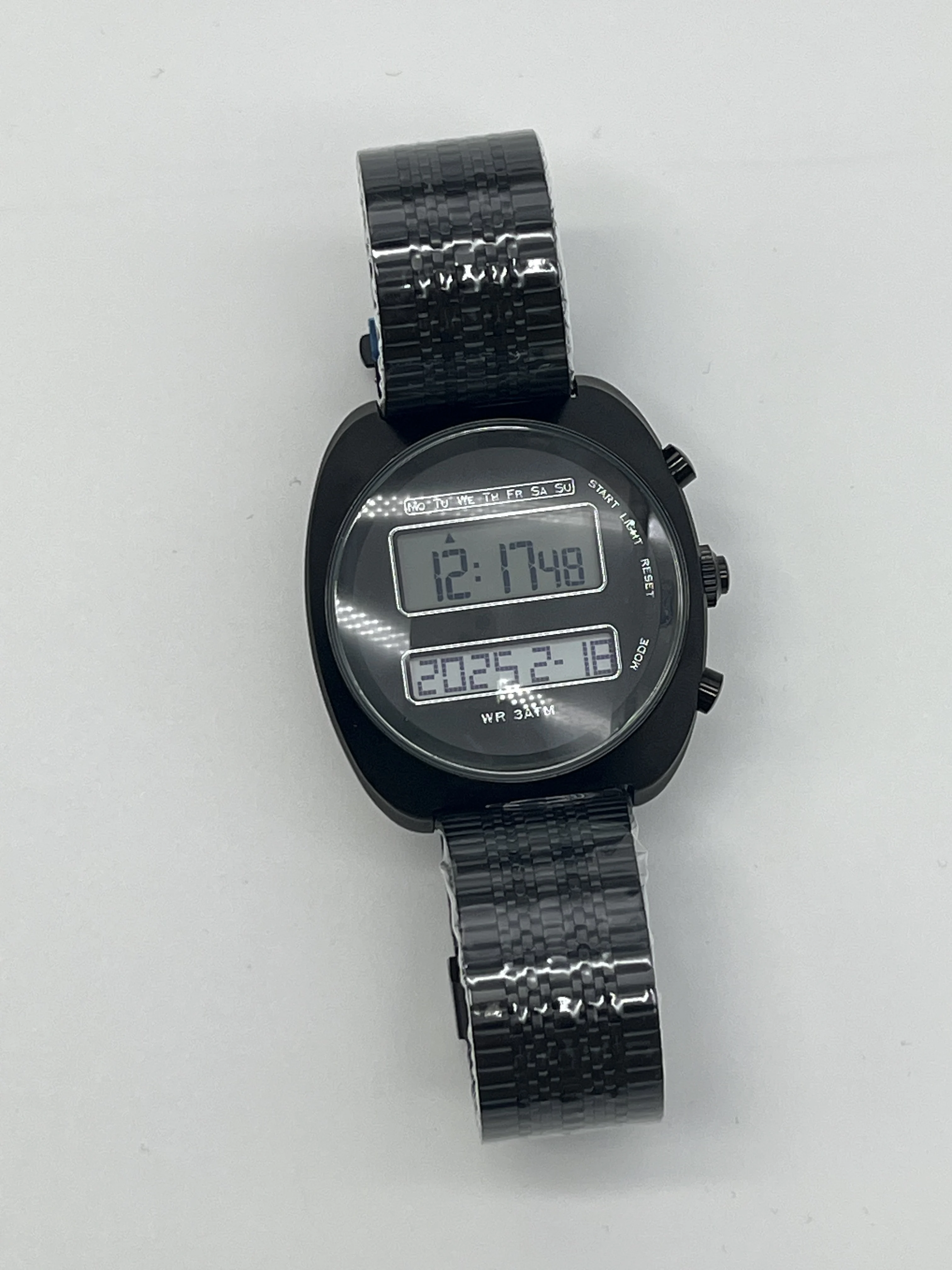 Vintage Futuristic Design Watch ChronoD Retro 1970s Electronic Dual Display Watch LCD Stainless Steel Case