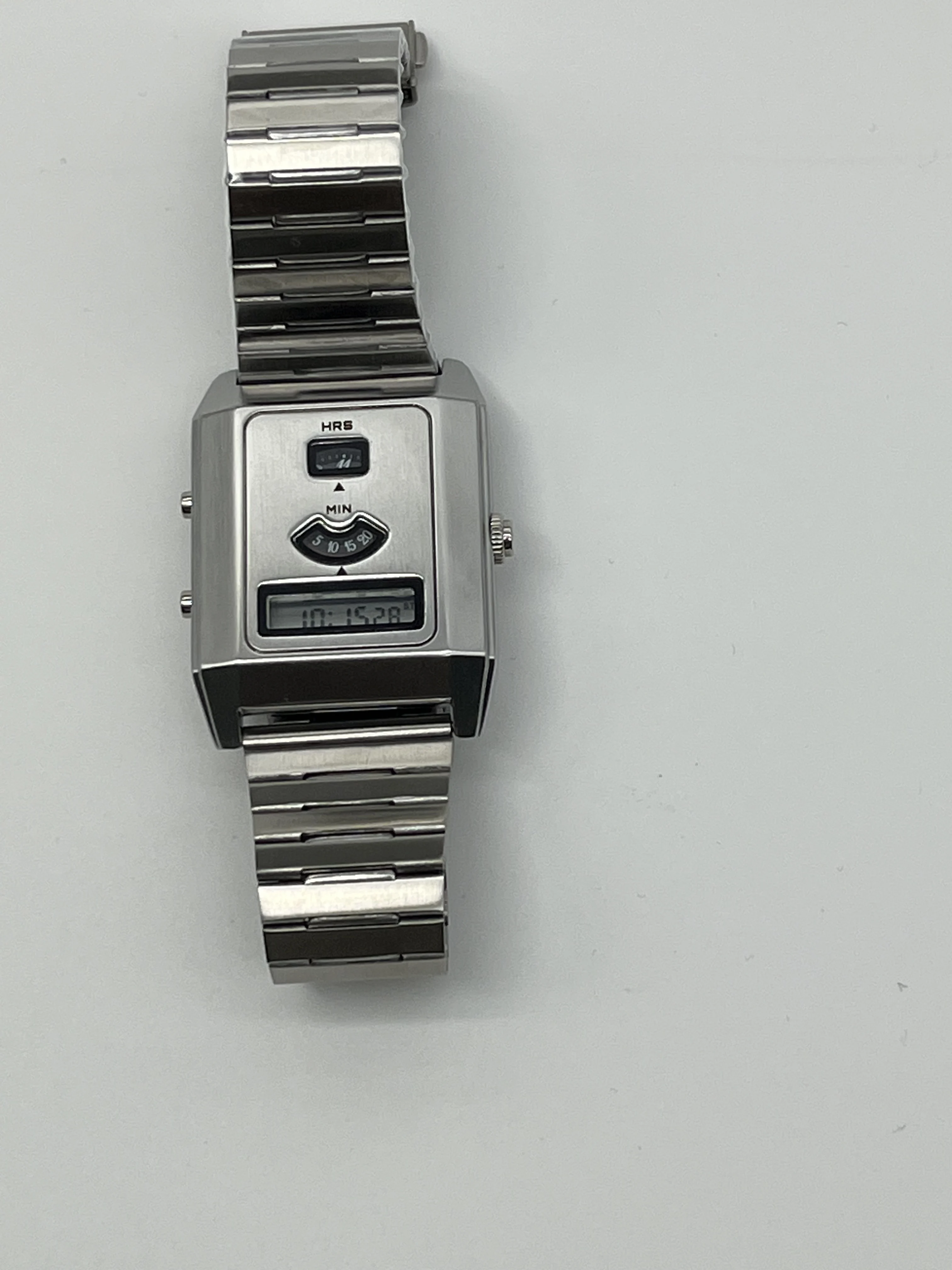 C-0PO Couple's Retro Digital Watch LCD Display, Vintage 2026 Design - Adjustable Strap Daily Casual Matching Timepiece
