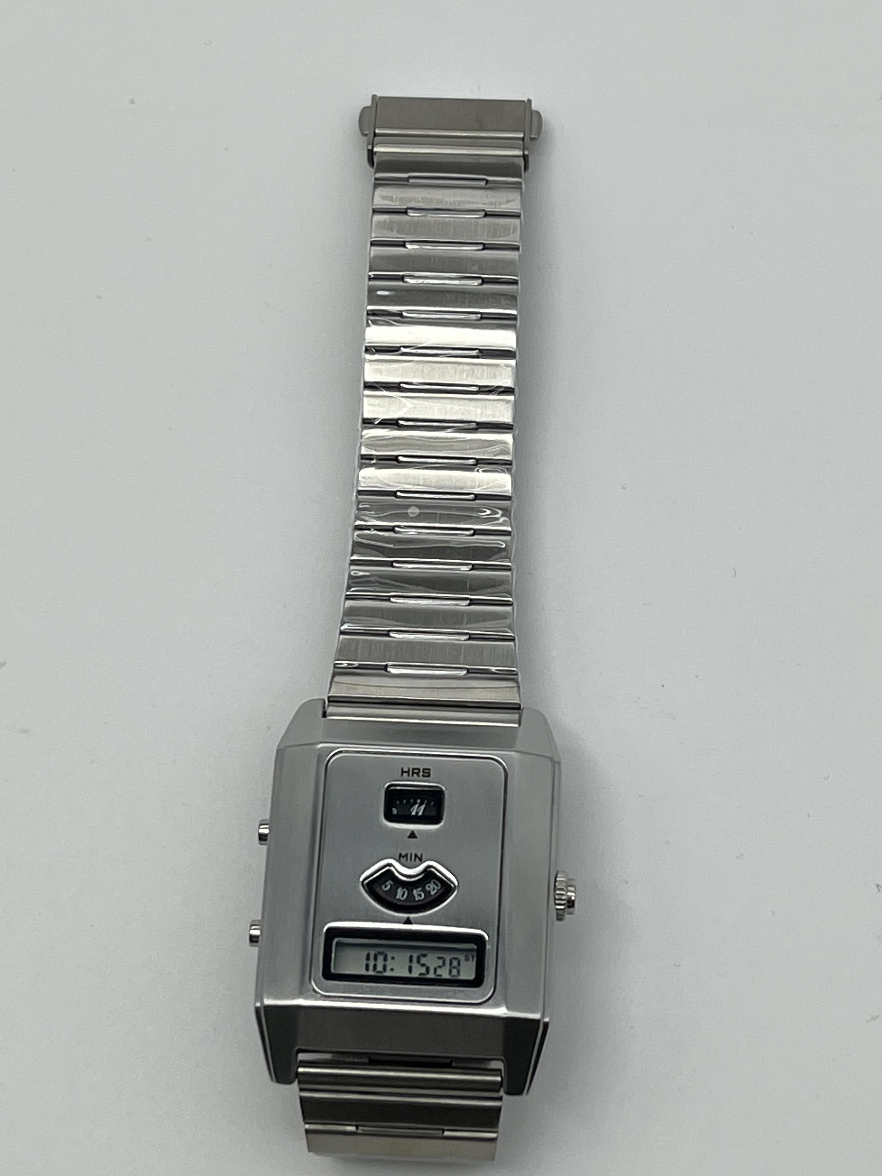C-0PO Couple's Retro Digital Watch LCD Display, Vintage 2026 Design - Adjustable Strap Daily Casual Matching Timepiece