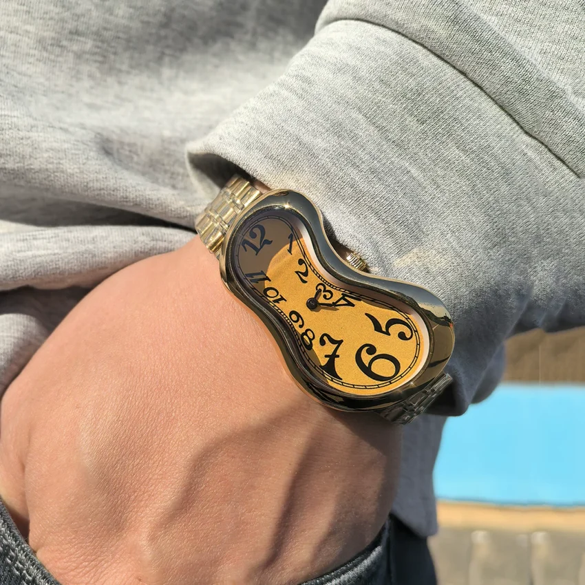 Luxury Quartz Men's Watch Vintage Cash Creative Melting Twisted Watches for Women Irregular Case Leather Y2K Ins Style Watch