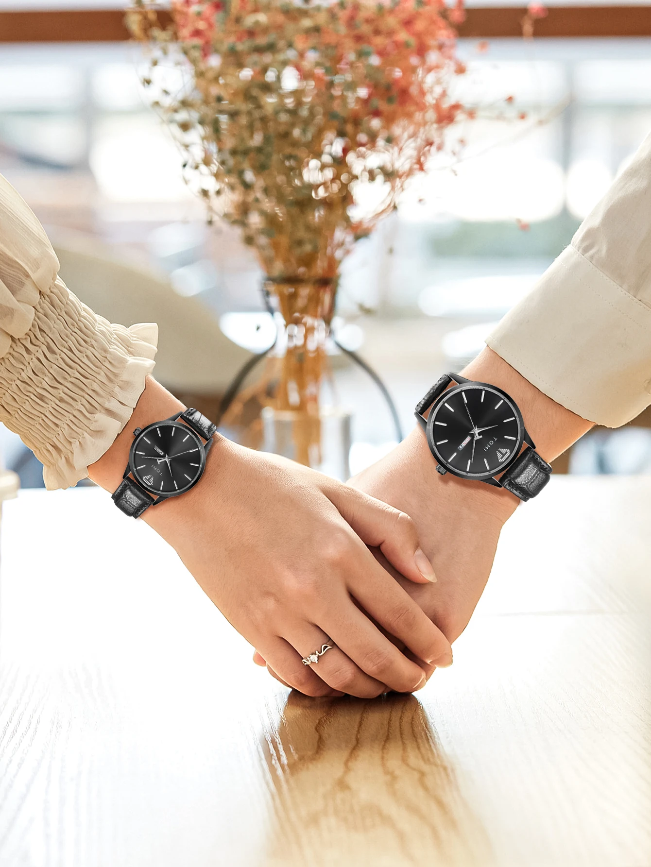 TOMI Two-Piece Casual Minimalist Men's And Women's Couple Watch Luxury Circular Large Dial Calendar Quartz Watch Clock Gift
