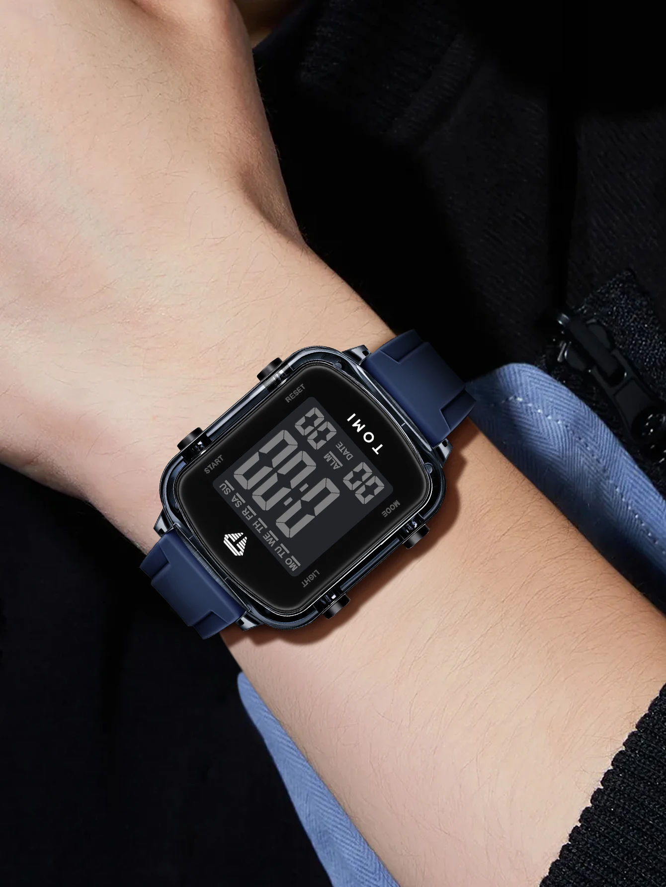 TOMIFashionable new electronic watches; Trendy couple watches; Same style for men and women; Wrist watches in gift boxes.
