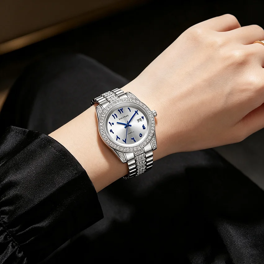 Fashionable Diamond-Encrusted Bracelet Watch with Arabic Numerals Casual Steel Band Watch for Men, Couple's Quartz Gift Women's