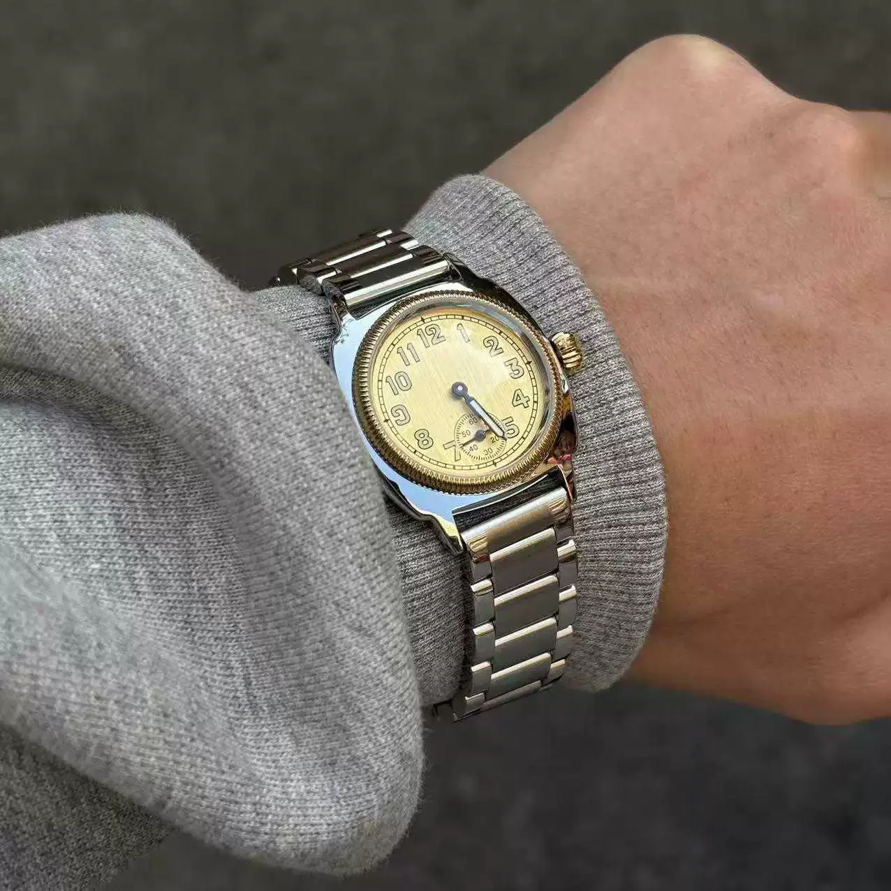 Couples Quartz Watch Business Fashion Analog Wrist Watch Valentines Gift For Men Women Watch Daily Wear Couple Watch