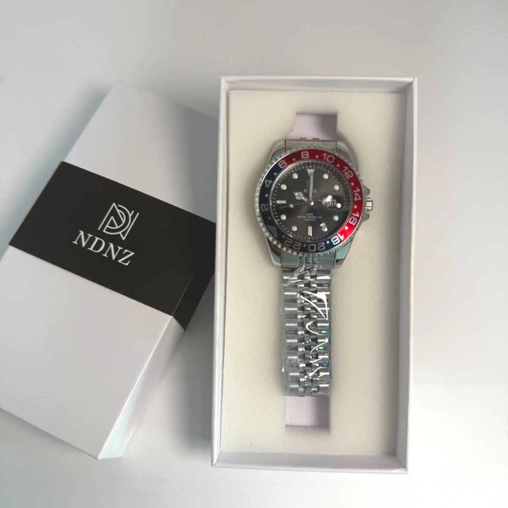 NDNZ New Business Casual Stainless Steel Waterproof Quartz Couple Watch with Date Function Wear-resistant for Men and Lovers