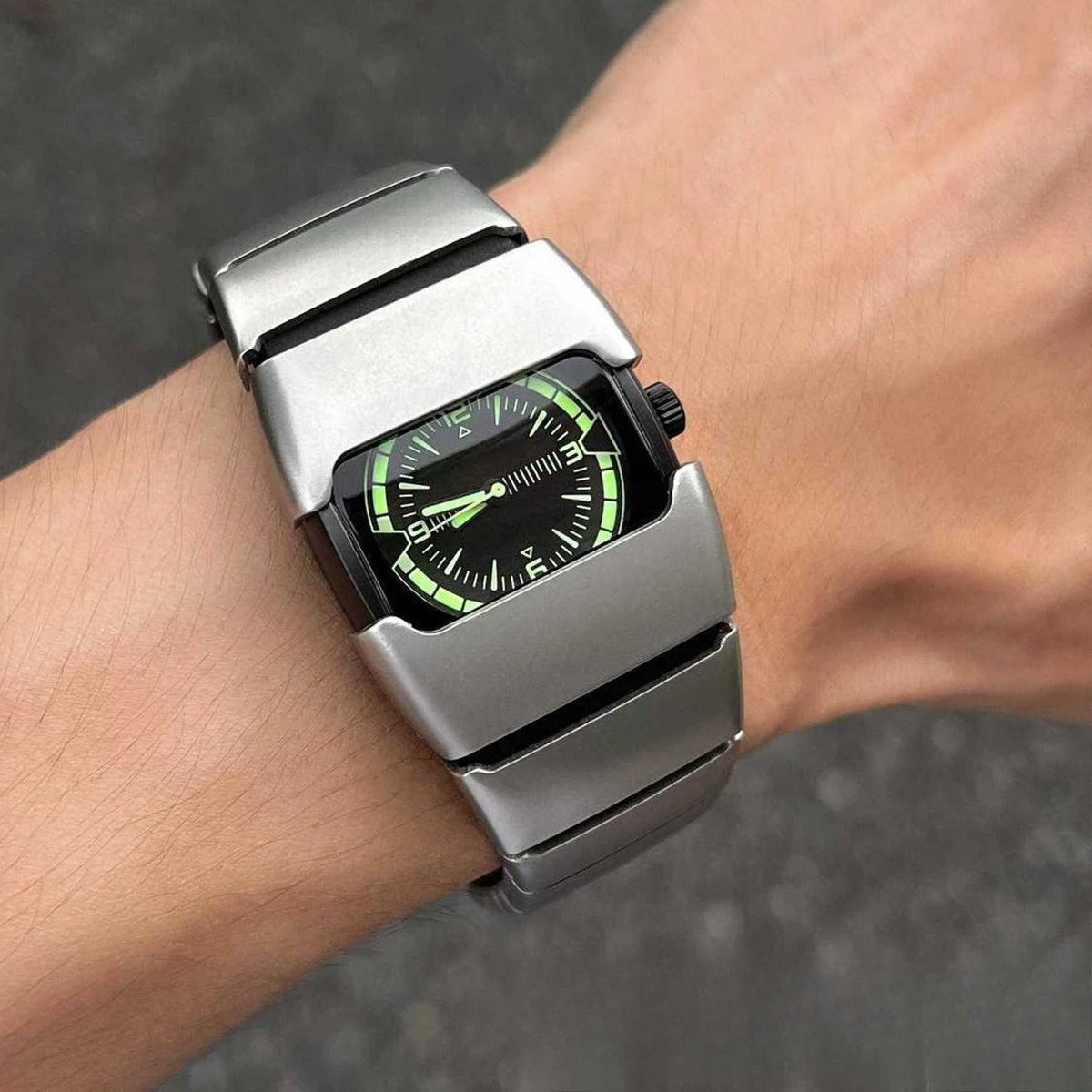 Y2K Vintage Armor Waterproof Quartz Chronograph Couple Watches High End Fashion Casual Vintage Style Wristwatch