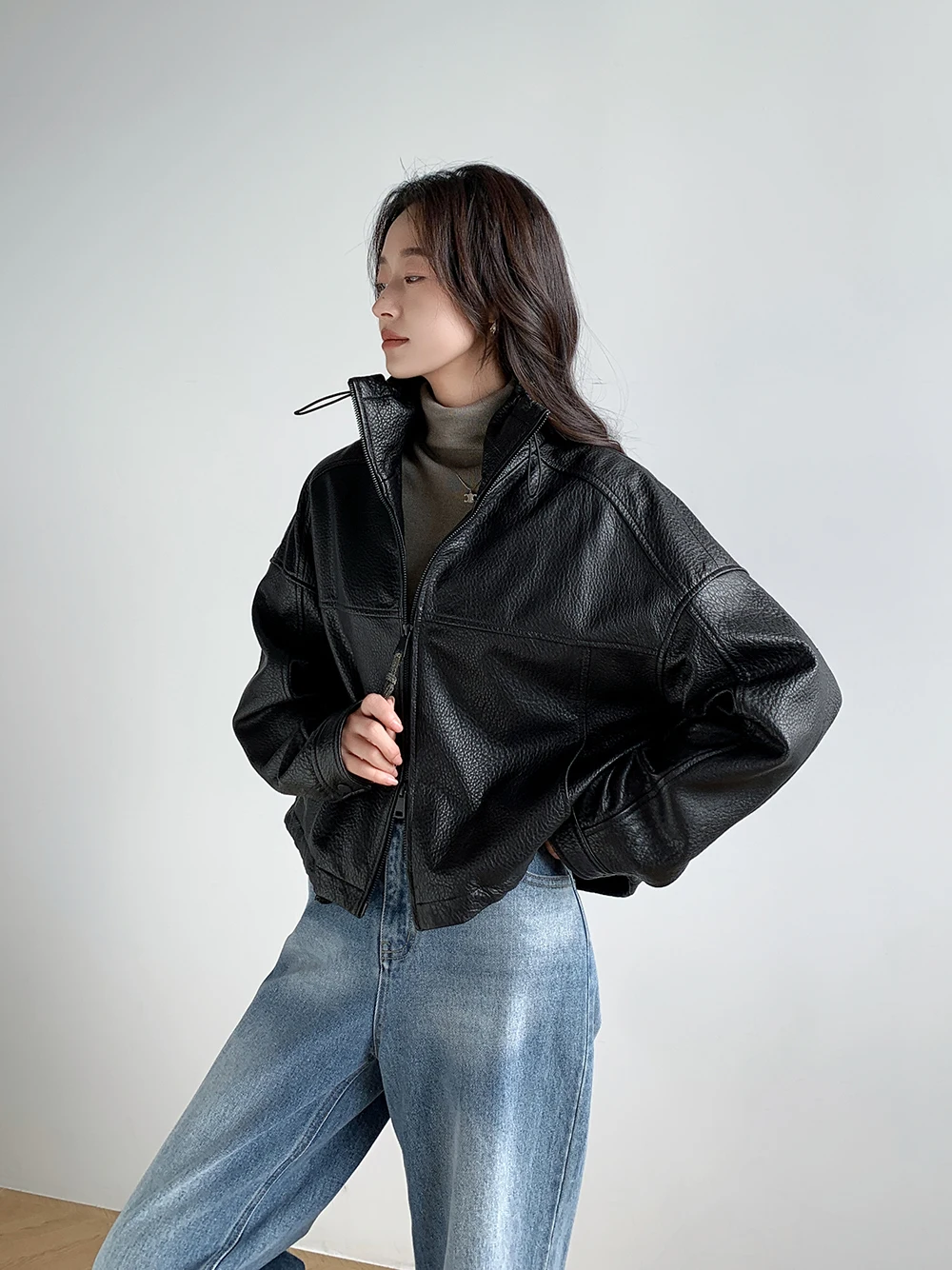 Vintage Genuine Leather Cropped Jackets for Women Spring Autumn 2026 New High-end Simple Stand Collar Bubble Real Sheepskin Coat