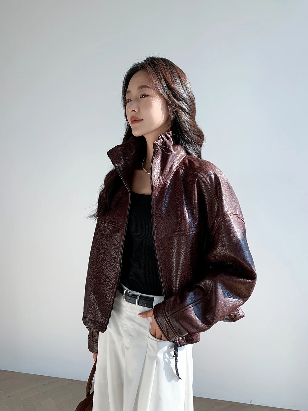 Vintage Genuine Leather Cropped Jackets for Women Spring Autumn 2026 New High-end Simple Stand Collar Bubble Real Sheepskin Coat