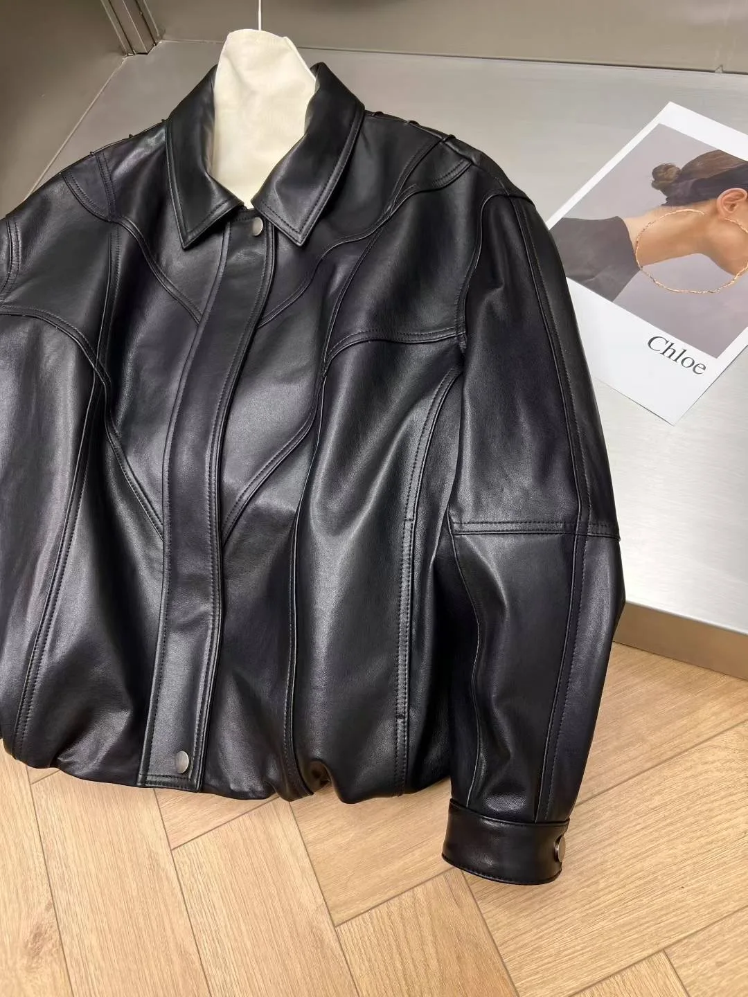 Natural Leather Women Lambskin Leather Jacket Long Sleeves 100% Sheepskin Leather Coat H723