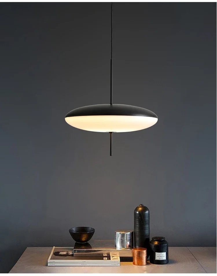 Nordic Creative Internet Celebrity Flying Saucer Art Chandelier Personalized Exhibition Hall Dining Table Simple Round Bar Lamps