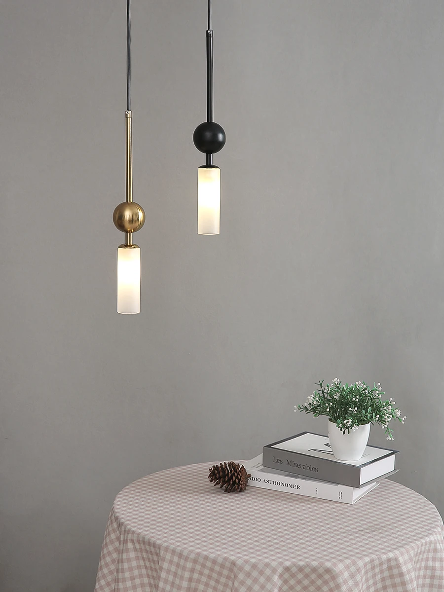 Nordic Light Luxury Pendant Lights Gold Black Iron Art Chandeliers LED Restaurant Bedroom Bedside Glass Decoration Hanging Lamp