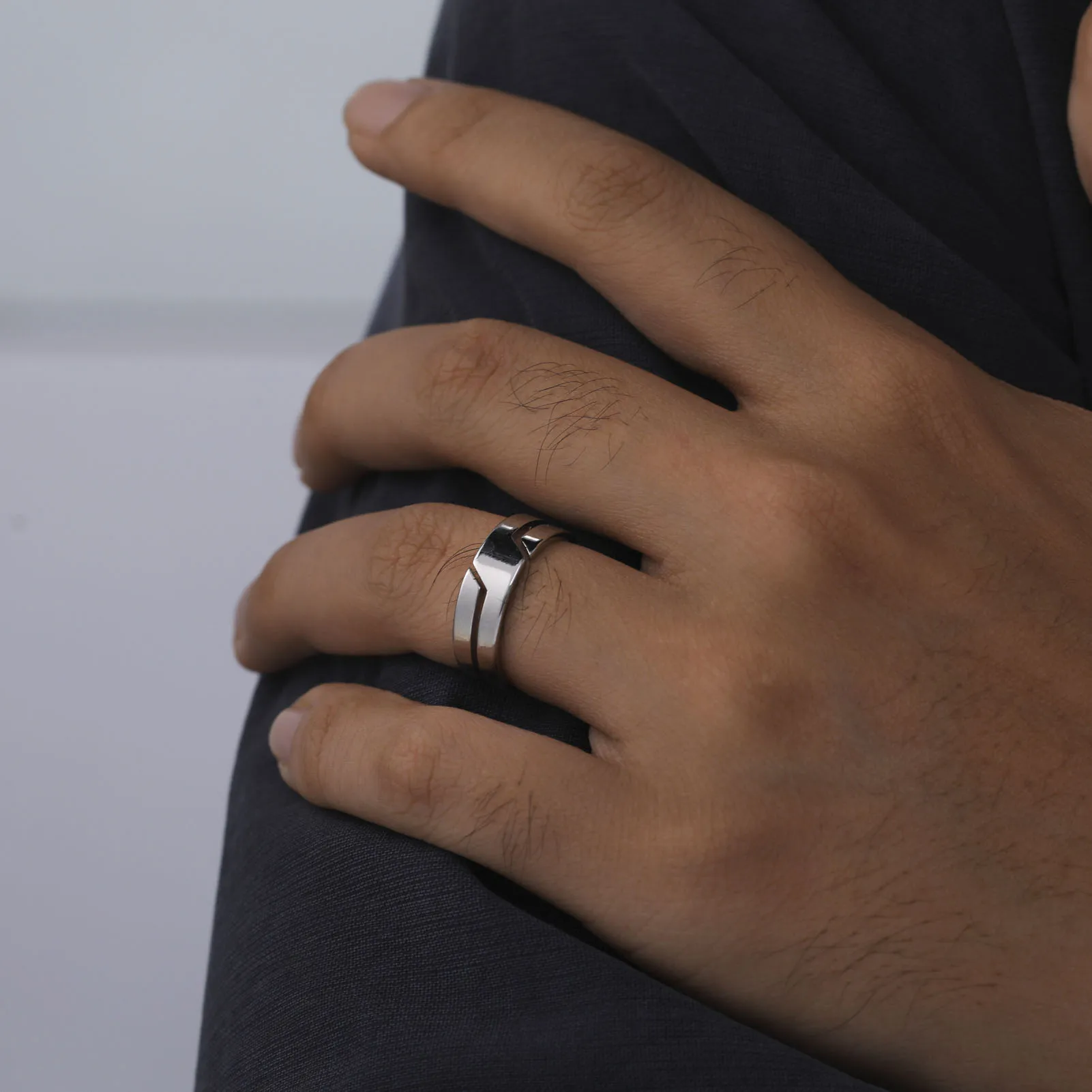 Skyrim Stainless Steel Ring for Men Women Black Minimalist Casual Finger Rings 2025 Couple Jewelry Wedding Gift for Lover