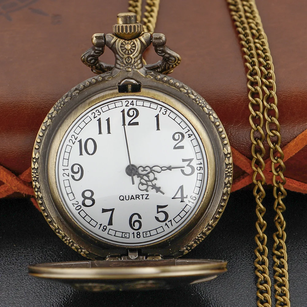 Bronze Classic Titanic Couple Love Couple Versatile Quartz Pocket Watch Retro Fashion Necklace Pendant Student Festival Gift