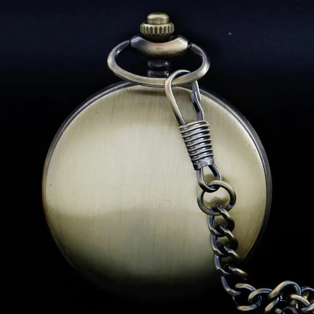 Vintage Pocket Watch with Chain Roman Numerals Smooth Steel Men's Quartz Pocket Watches with Chain Clip for Men