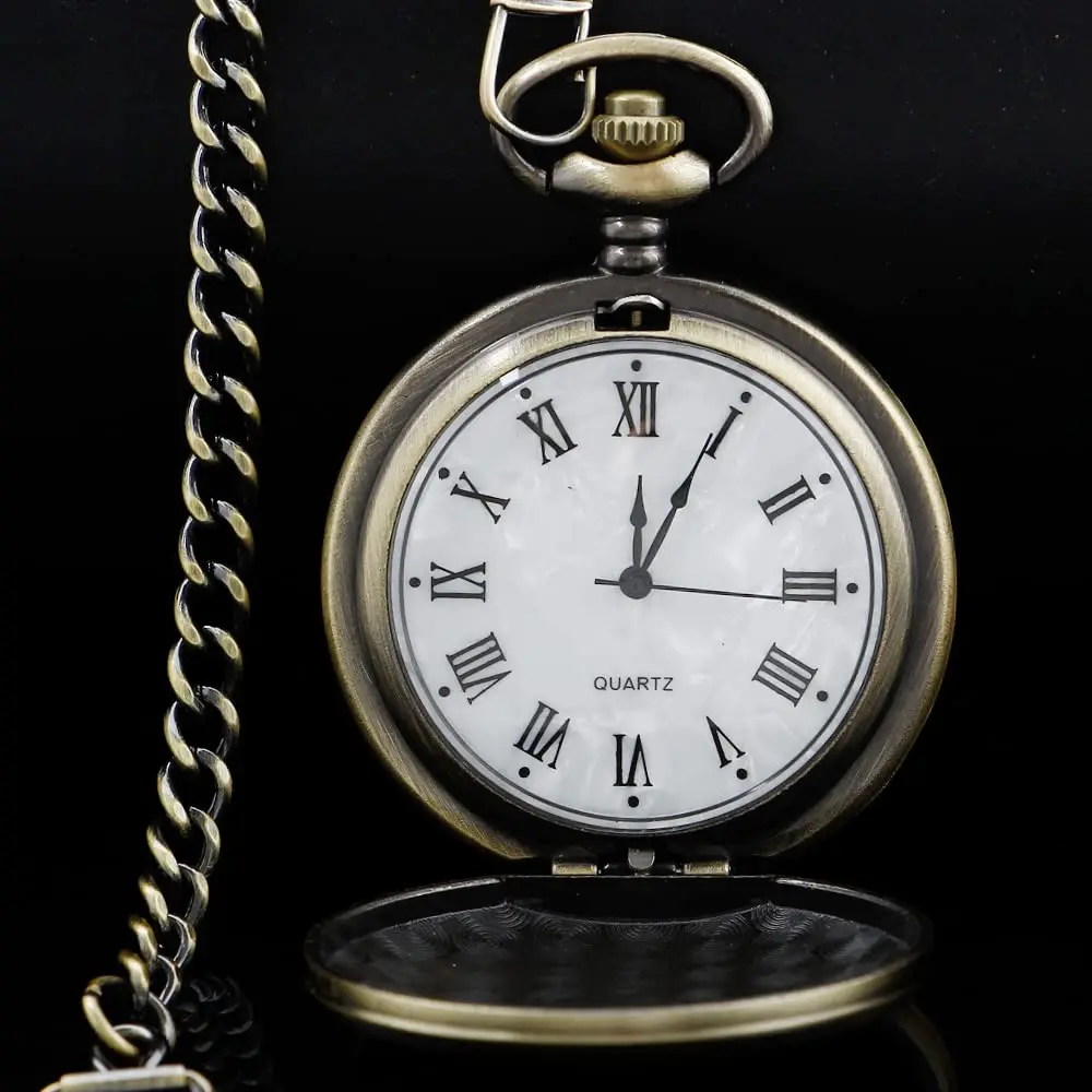 Vintage Pocket Watch with Chain Roman Numerals Smooth Steel Men's Quartz Pocket Watches with Chain Clip for Men
