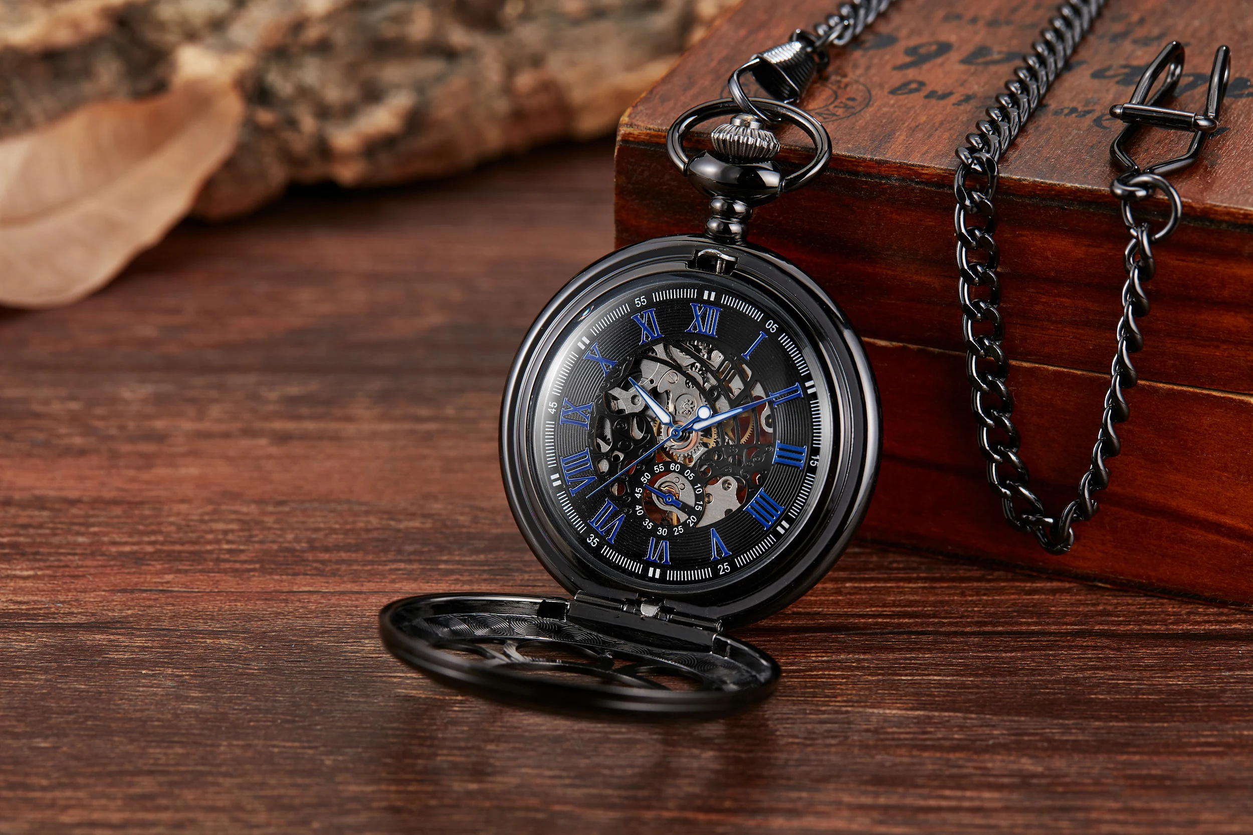 Retro classic mechanical pocket watch luminous petals hollowed out flip cover manual winding men women mechanical pocket watch