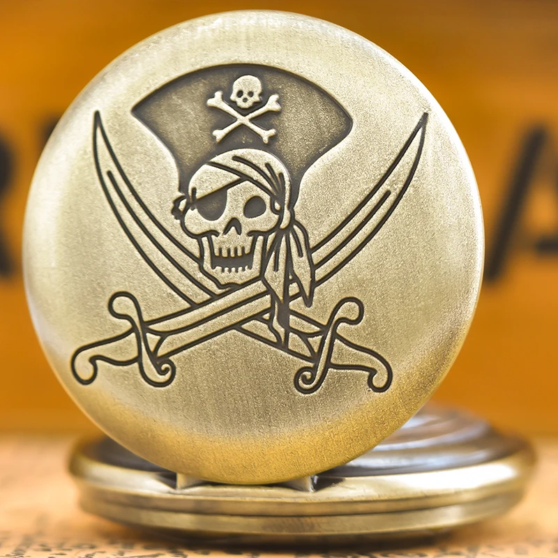 Vintage Bronze Large Pirate Skull Carved Necklace Quartz Pocket Watch Handsome Gift For Both Men And Women