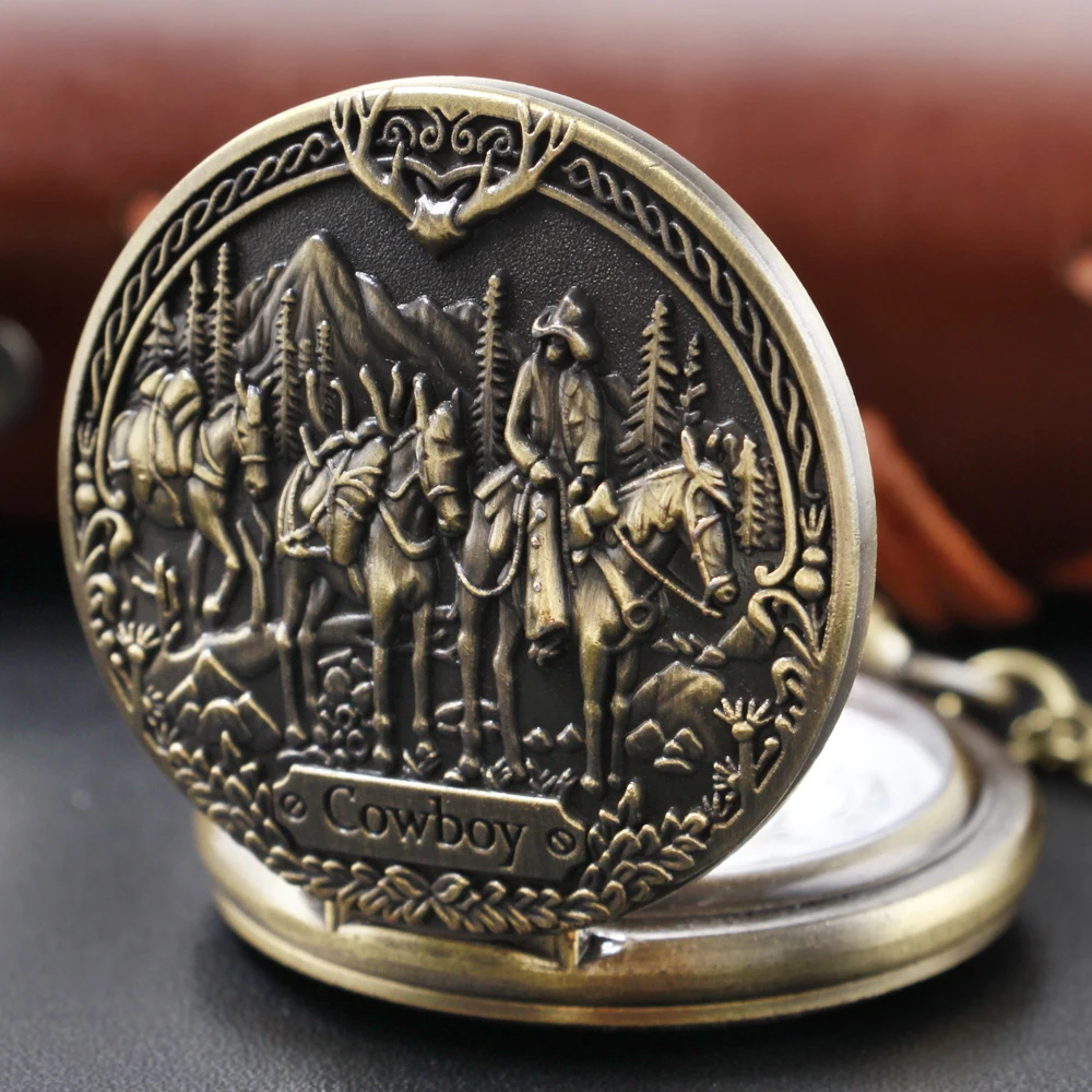 Classic Western Riding Cowboy Emblem Quartz Pocket Watch Retro Fashion Men's and Women's Necklace Pendant Best Gift for Students