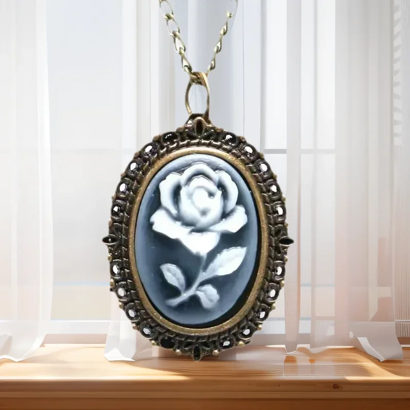 Steampunk Retro Bronze Beauty And Flower-Carved Quartz Pocket Watch Necklace Pendant Clock Chain Women's Gift