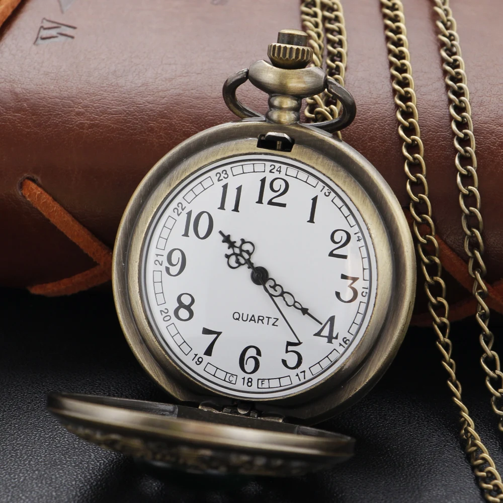 Antique Steampunk Hollow Green Crystal Emerald Imitation Stone Quartz Pocket Watch Necklace Woman Fob Watch TD2130