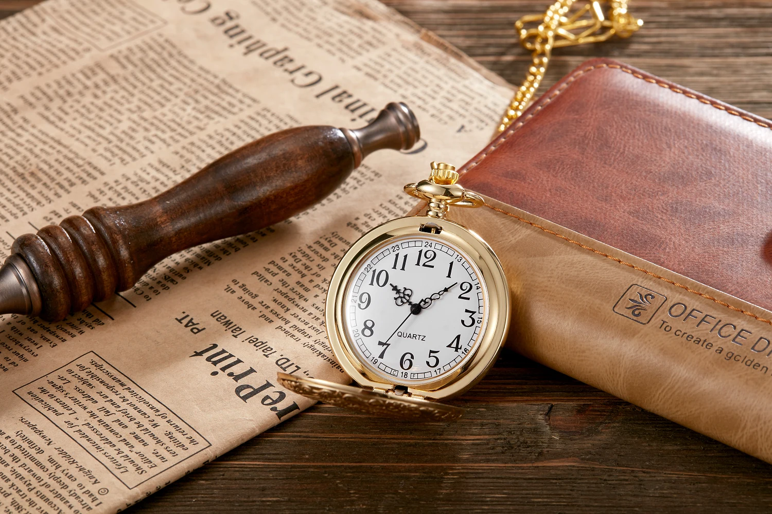 Vintage classic quartz pocket watch exquisite carved flip chain pendant men women pocket watches reloj