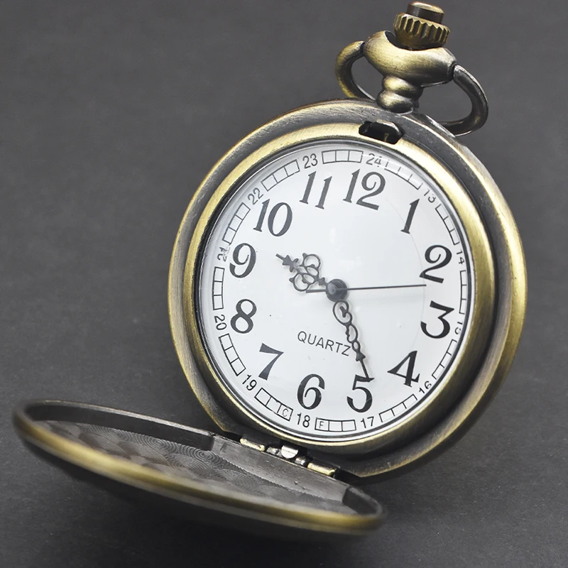 Vintage Bronze Steampunk Copper Cutout Gear Quartz Pocket Watch Necklace Pendant Clock Chain Men Women Chain Gift