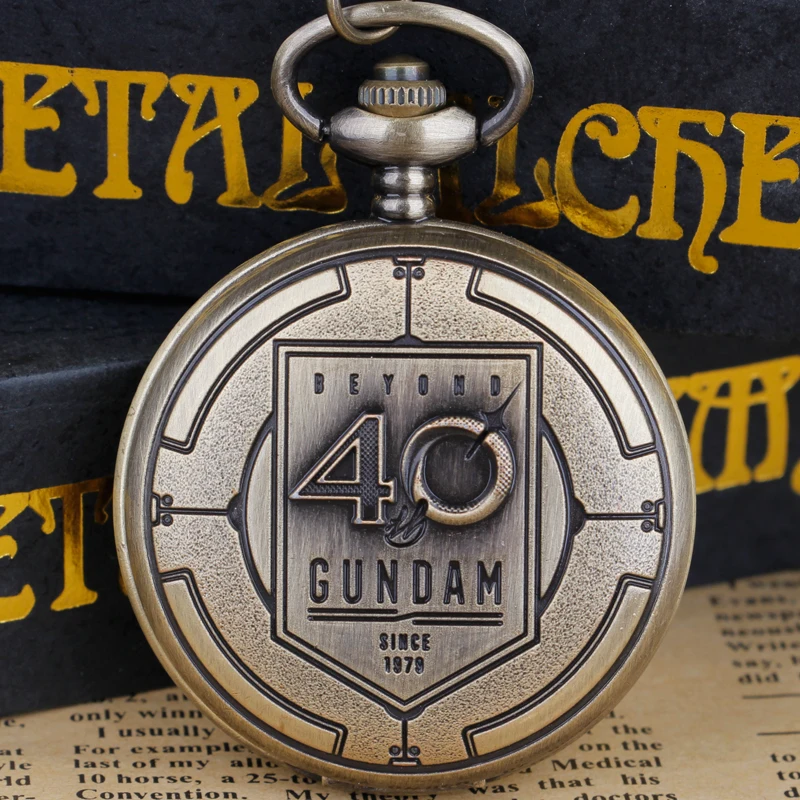 40 Gundam Engraved Quartz Pocket Watch Steampunk Watch Pendant Clock Suitable for Men Women Memorial Gifts