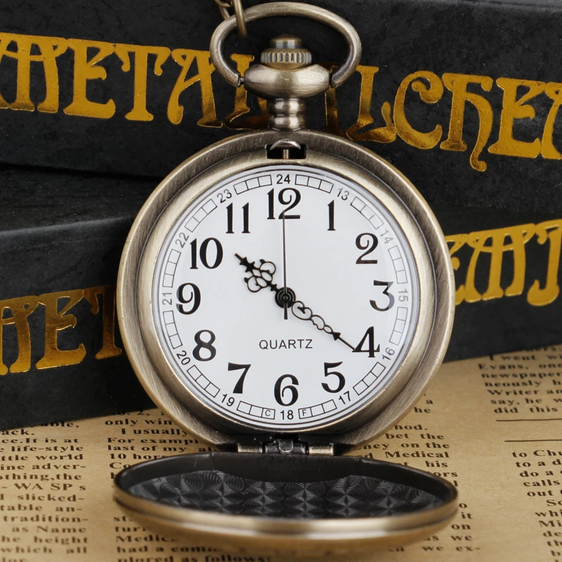 40 Gundam Engraved Quartz Pocket Watch Steampunk Watch Pendant Clock Suitable for Men Women Memorial Gifts