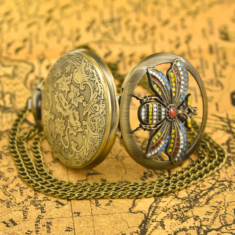 Vintage Cutout Clamshell Bronze Insect 3D Carved Fashion Necklace Quartz Pocket Watch Roman Literal Jewelry Gift