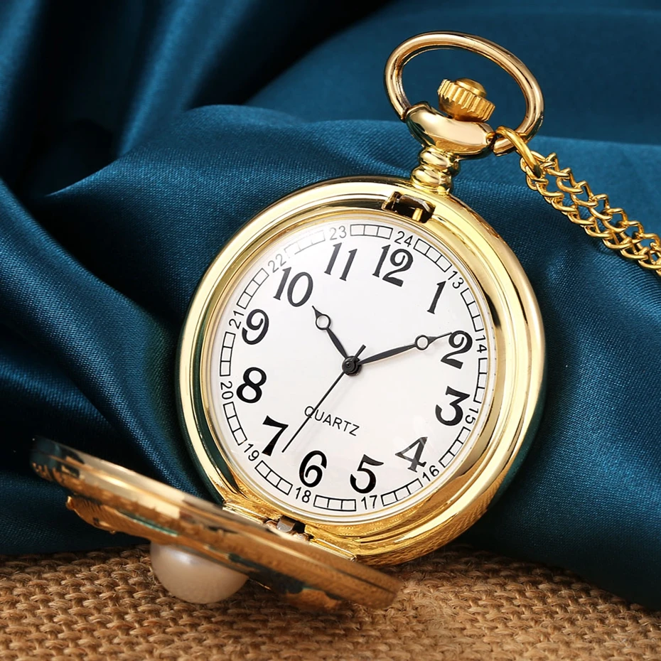 Top Luxury Golden Pisces Necklace Quartz Pocket Watch Vivid Fish Pearl Pattern FOB Chain Green Pendant Constellation Clock Gifts