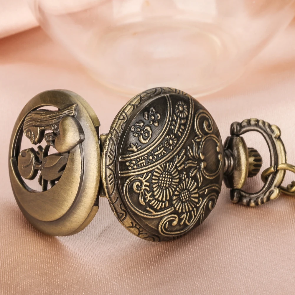 Little Size Bronze Necklace Quartz Pocket Watch Gifts for Kids Arabic Numerals Display White Dial Exquisite Tiny Pocket Clock