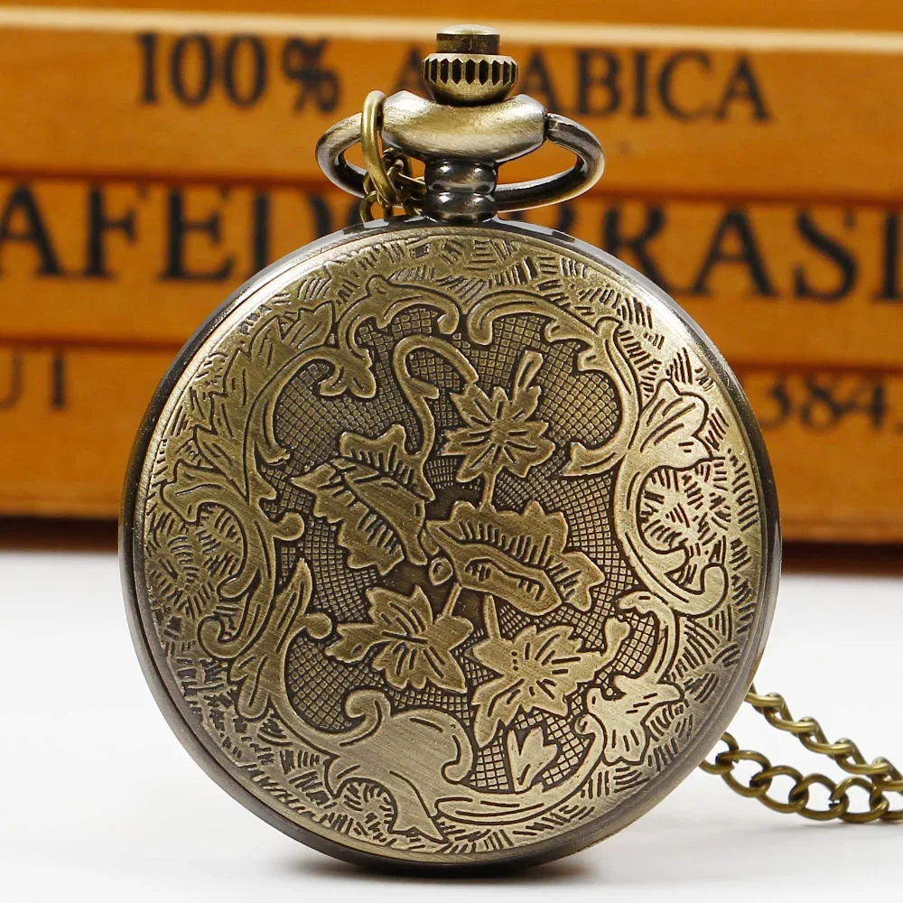 reloj de bolsillo Hollow Quartz Pocket Watch Vintage Pendant Blue White Wing Design Pocket Watches with Chain for Man Women